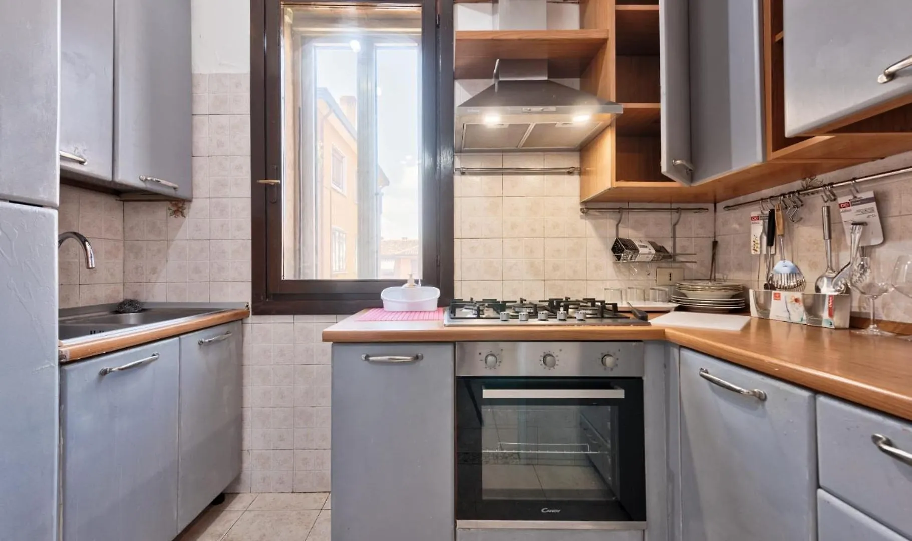 Mahdi Venice Apartment Mestre Italy